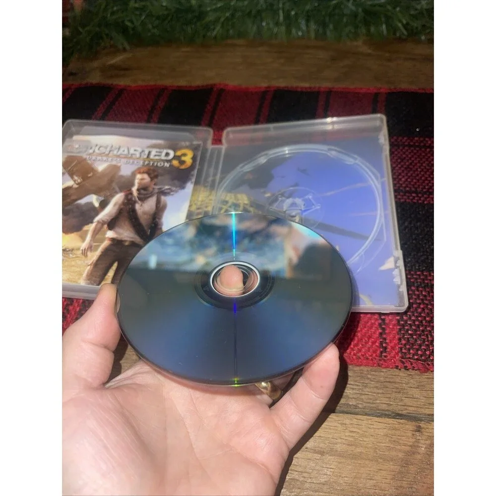 Uncharted 3: Drake's Deception Sony PlayStation 3, 2011 PS3 Video Game & Manual